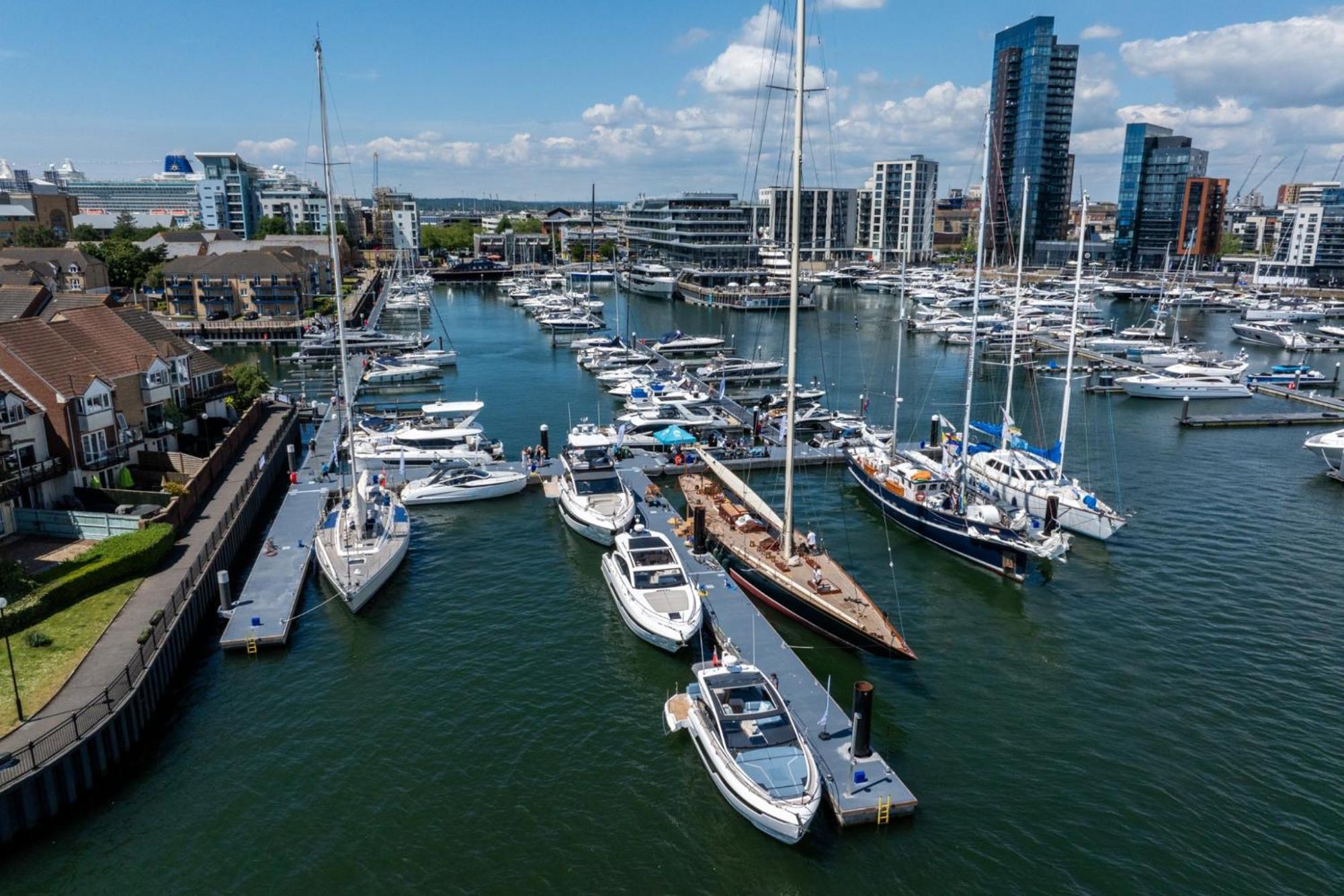 The Greenwich - Two Bedroom Apartment With Parking, Close To Ferry Terminals Southampton Zewnętrze zdjęcie