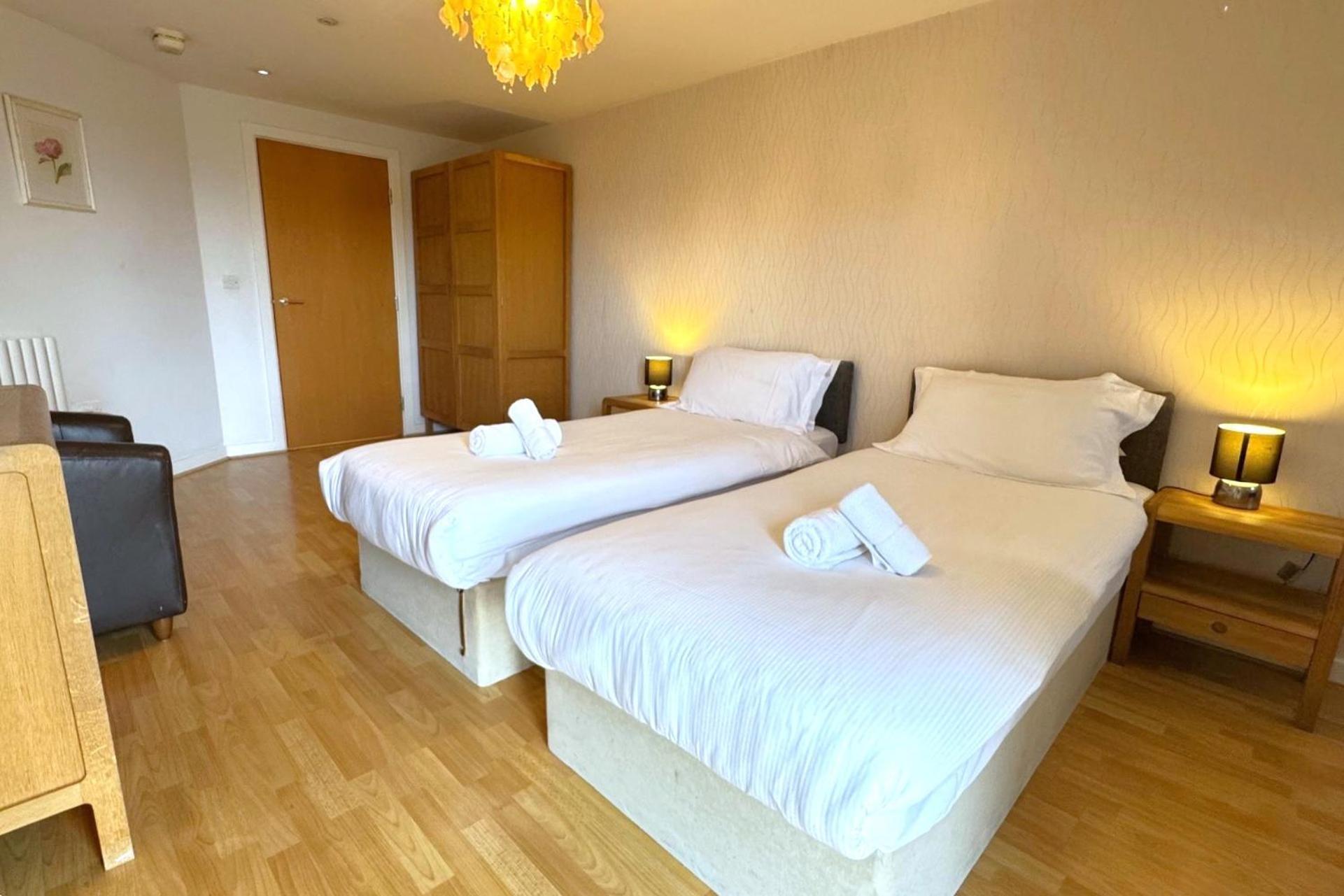 The Greenwich - Two Bedroom Apartment With Parking, Close To Ferry Terminals Southampton Zewnętrze zdjęcie