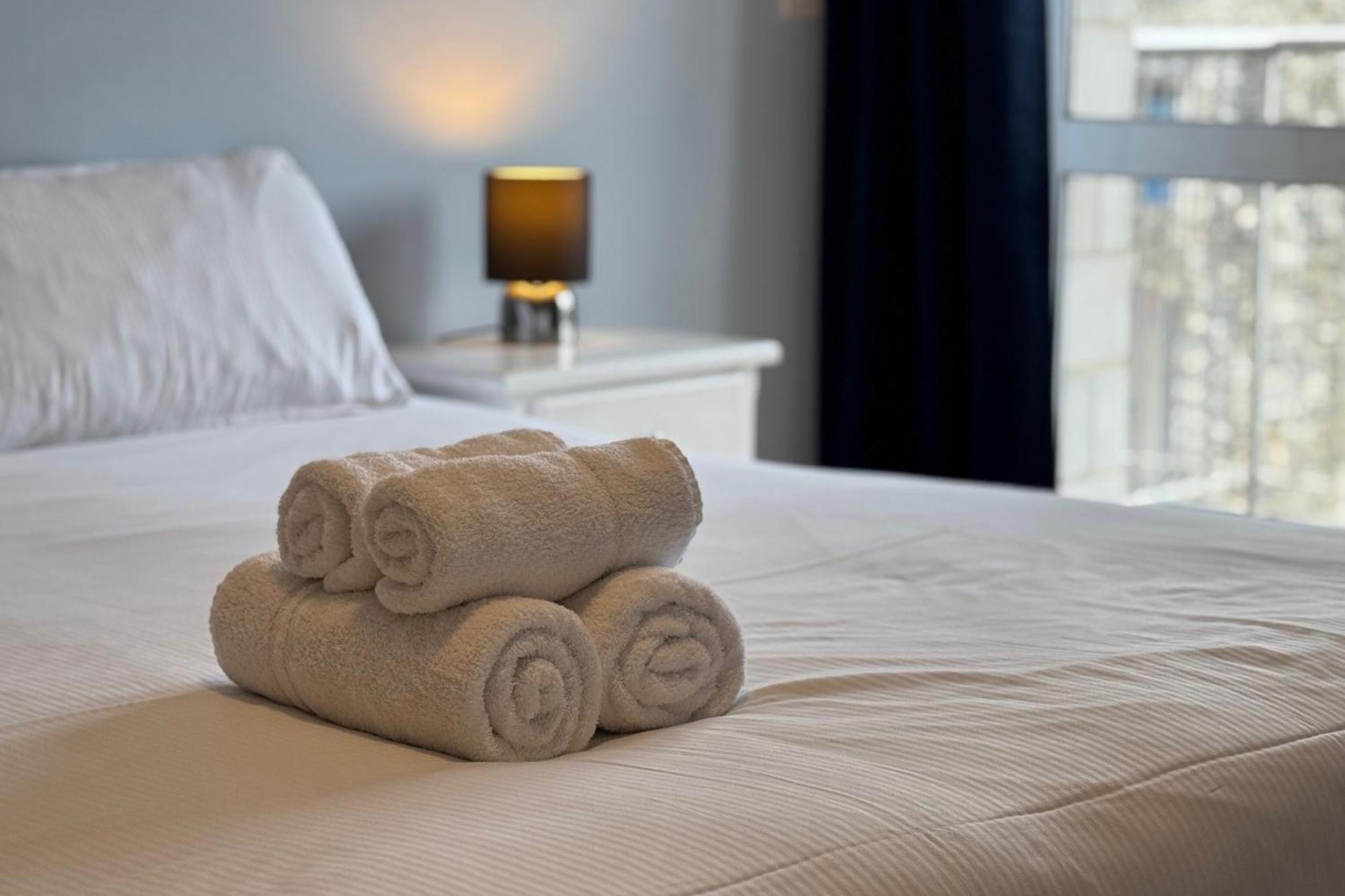 The Greenwich - Two Bedroom Apartment With Parking, Close To Ferry Terminals Southampton Zewnętrze zdjęcie